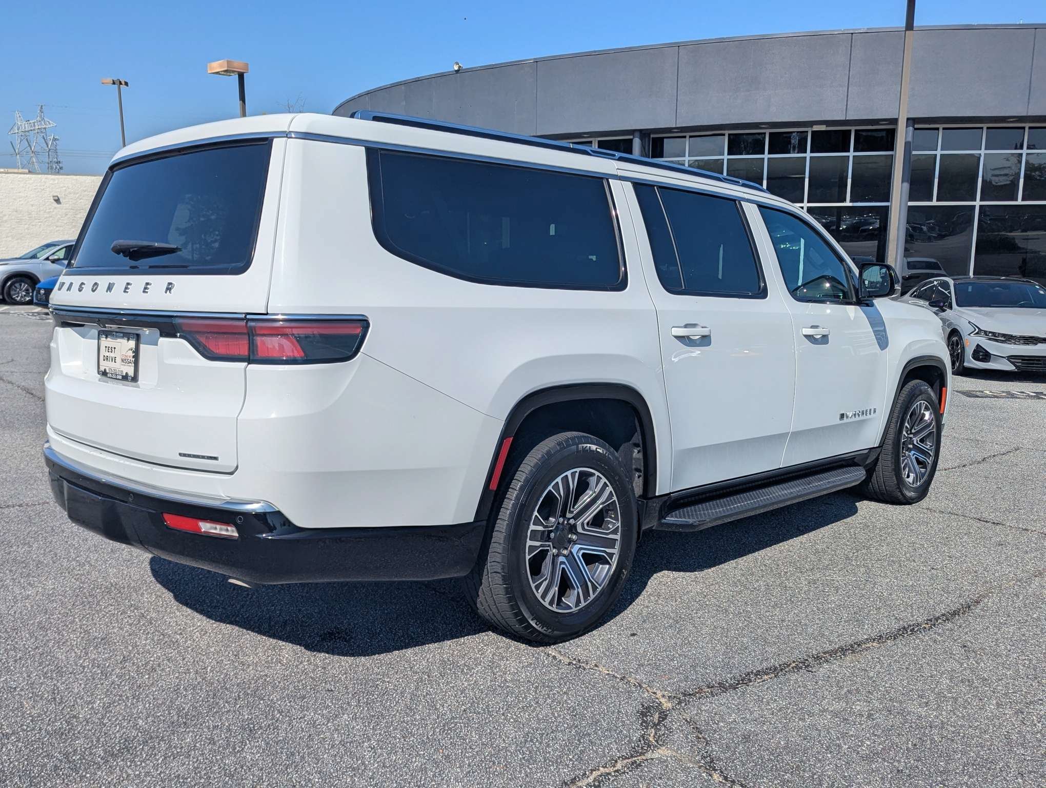 Used 2024 White Jeep Series II image 3