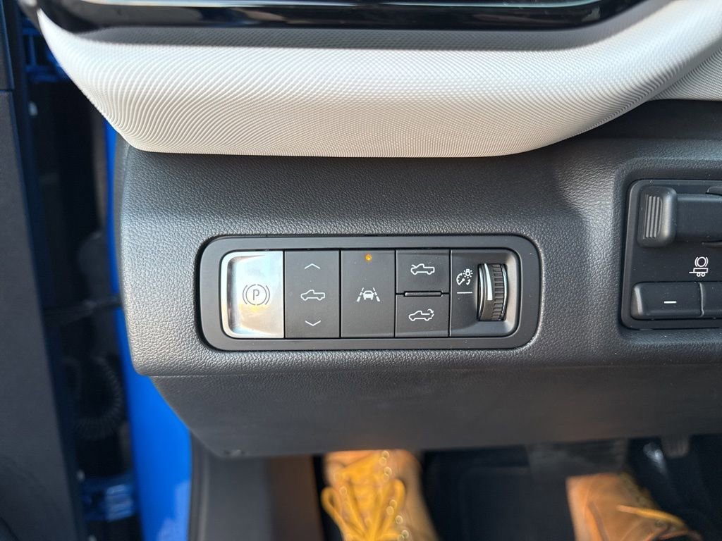 2025 Chevrolet Silverado EV RST - Photo 24