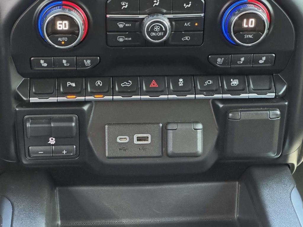 Used 2019 Black Chevrolet LTZ image 8