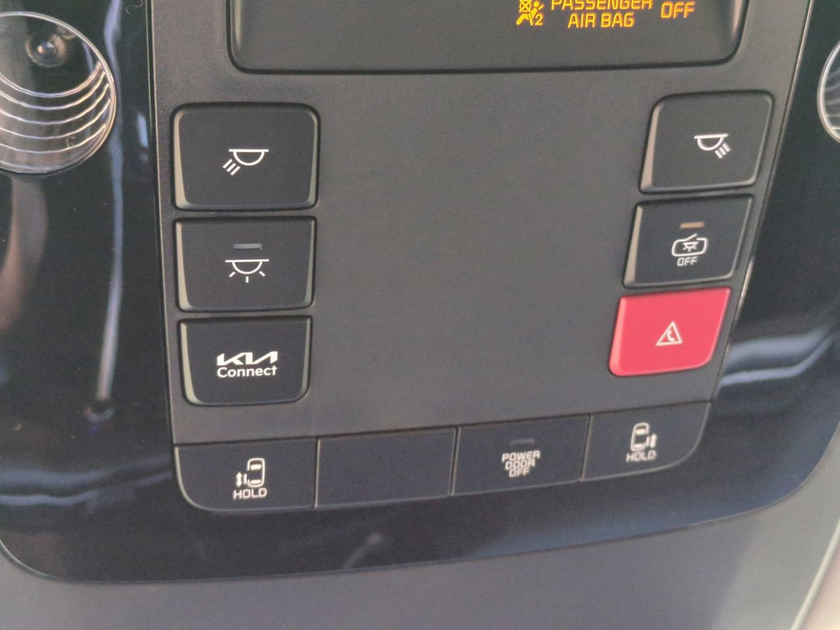 New 2026 Snow White Pearl Kia LXS image 19