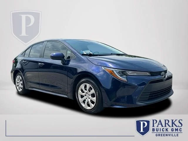Used 2025  Toyota LE image 1