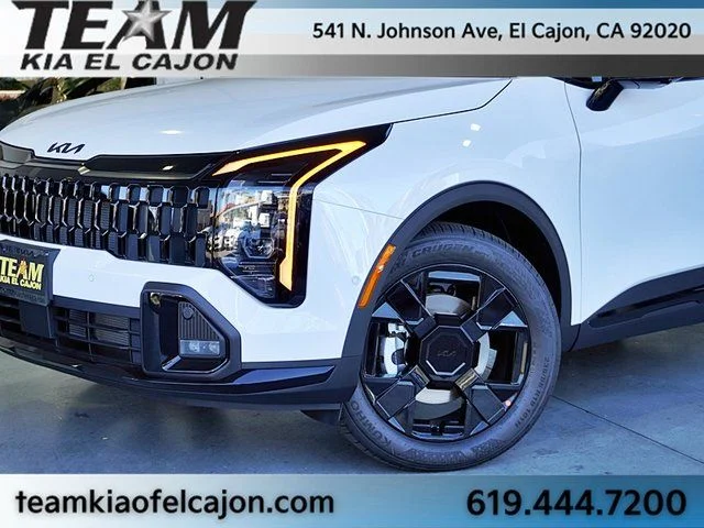 New 2026 White Kia X-Line image 3