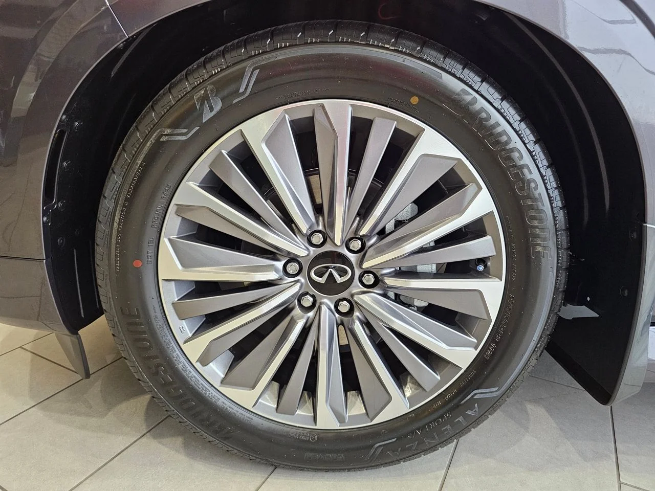 New 2026 ANTHRACITE GRAY INFINITI Luxe 4WD image 9