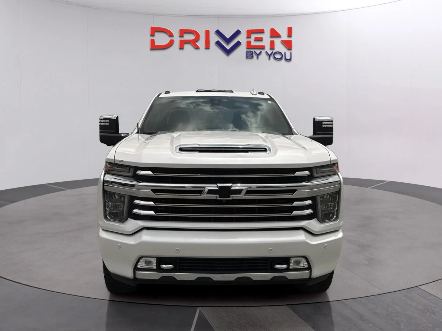 Used 2020 IRIDESCENT PEARL TRICOAT Chevrolet High Country image 9