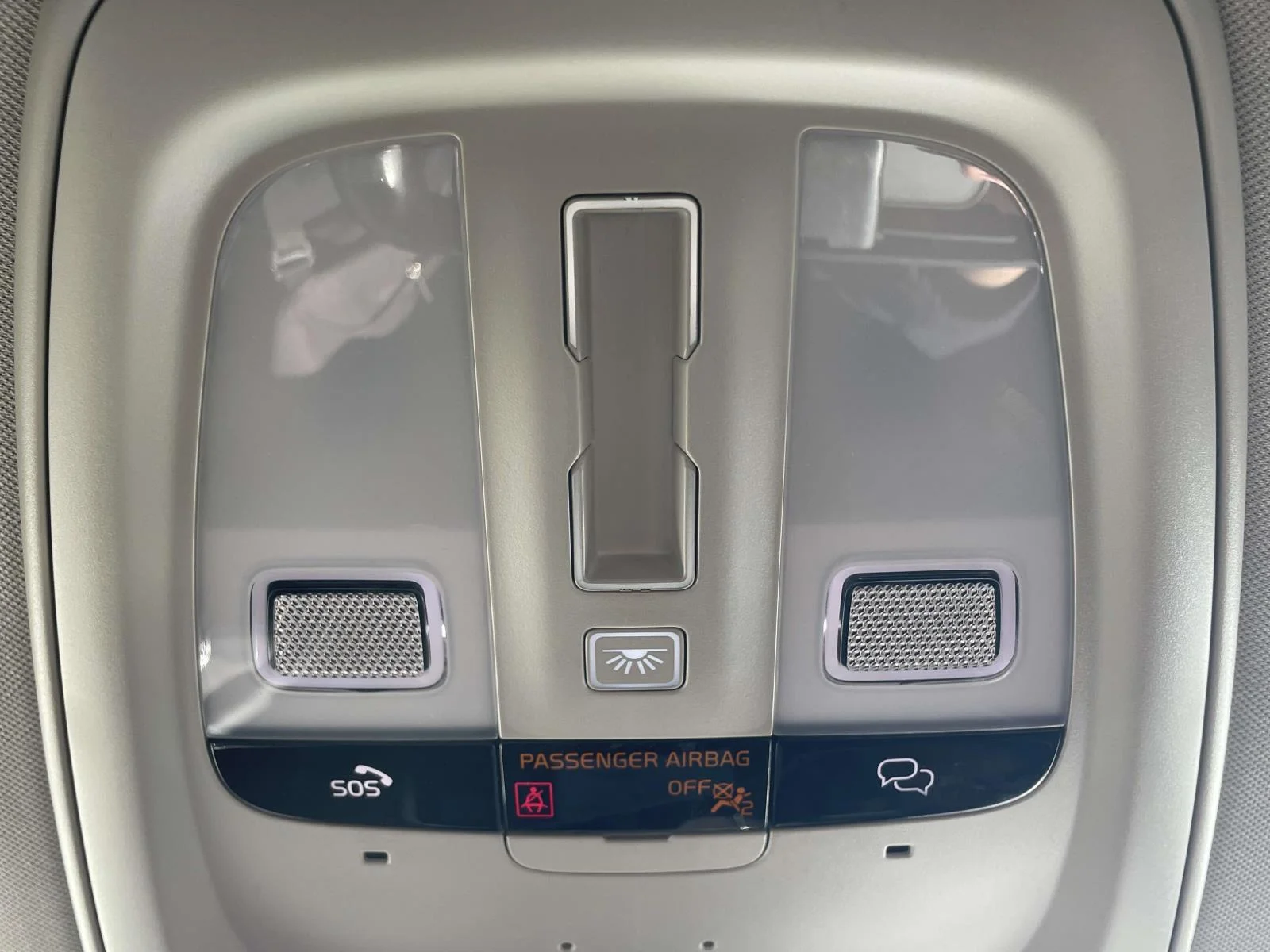 Used 2025 Crystal White Metallic Volvo Plus image 22