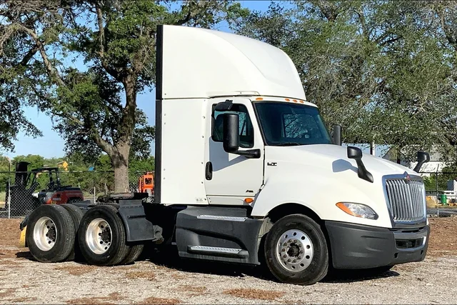 2021 International LT625 6x4 