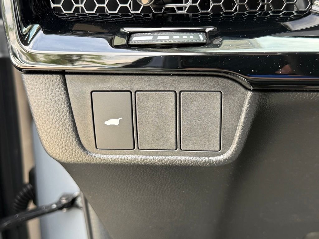 Certified Used 2026 Urban Gray Pearl Honda AWD EX-L image 25