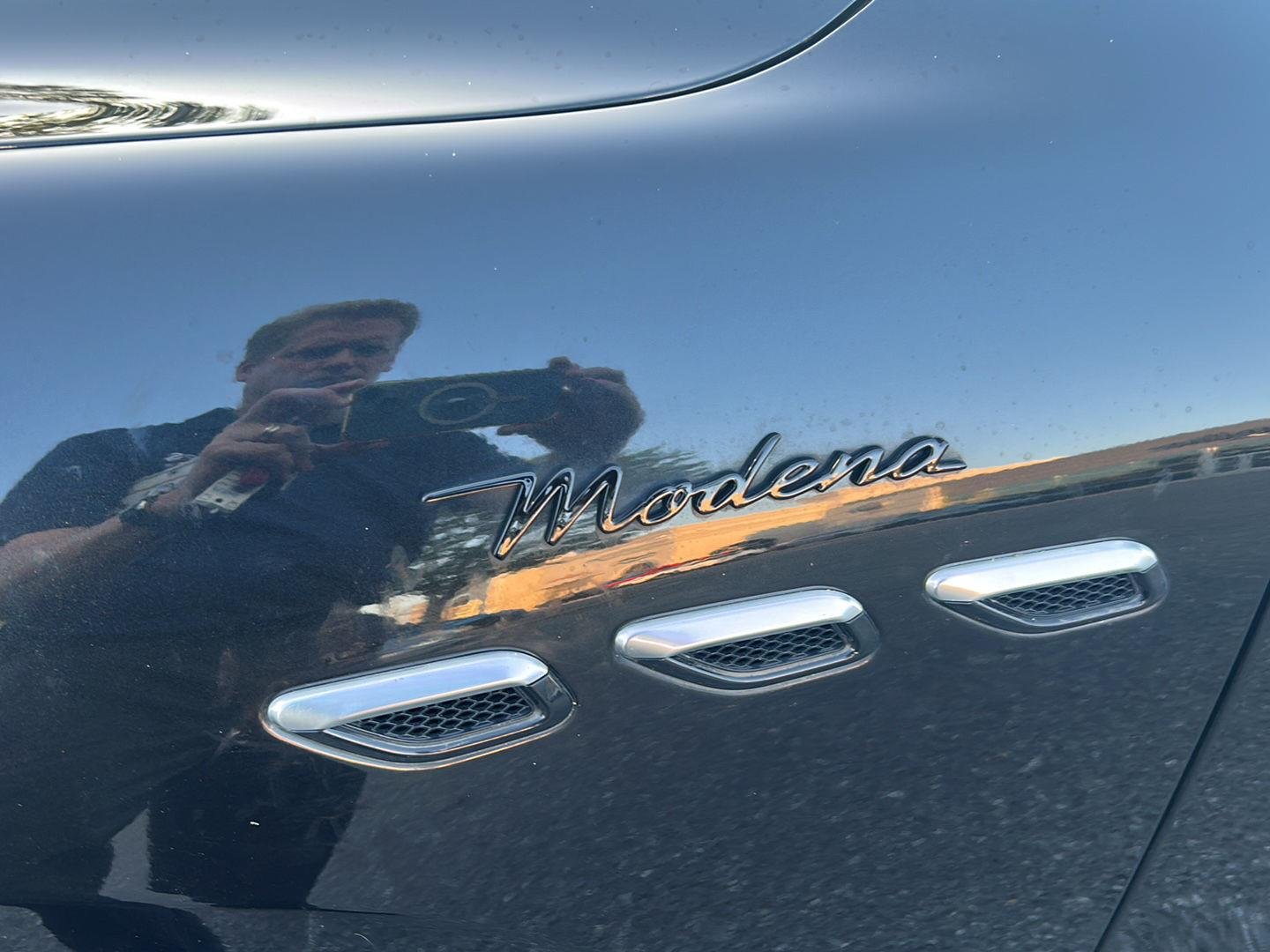 Used 2023 Nero Tempesta Metallic Maserati Modena image 10