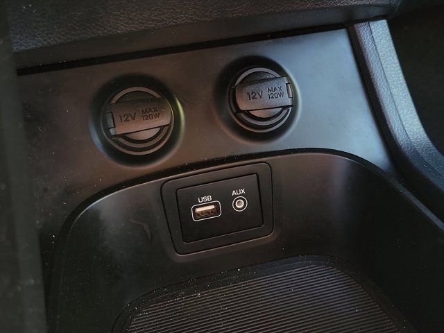 2017 Hyundai Santa Fe SE Ultimate - Photo 38