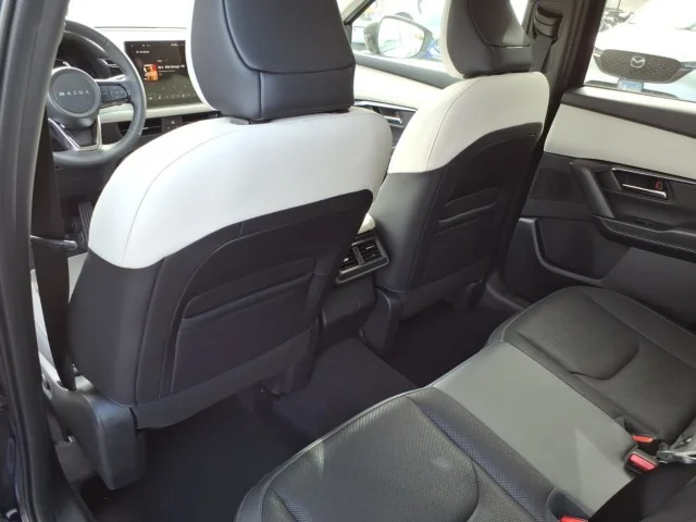 New 2026 Navy Blue Mica Mazda 2.5 S Preferred AWD image 12