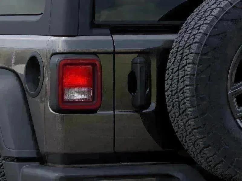 New 2026 Granite Crystal Metallic Clearcoat Jeep Sport S image 9