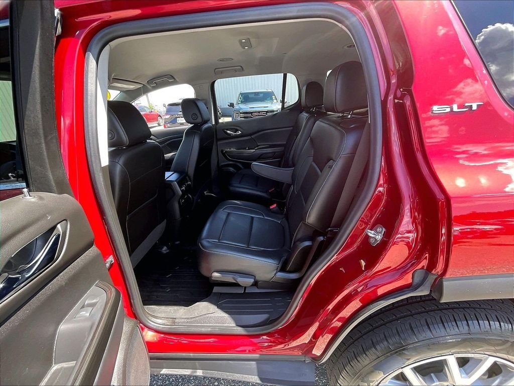 Used 2022 Cayenne Red Tintcoat GMC SLT image 15