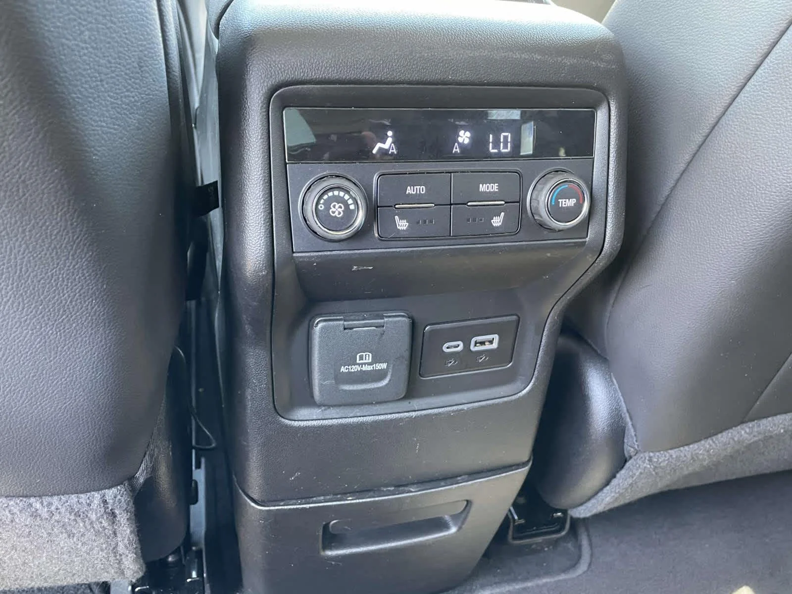 Certified Used 2023 Sterling Metallic GMC SLT image 18