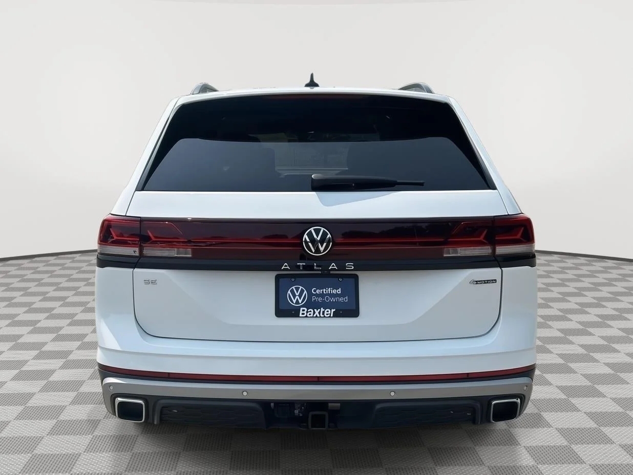 Used 2024 WHITE Volkswagen 2.0T Peak Edition SE w/Technol image 8