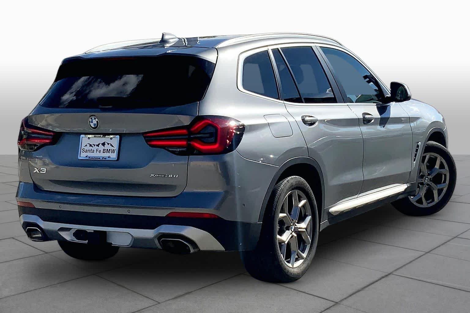 Used 2024 Skyscraper Grey Metallic BMW xDrive30i image 12
