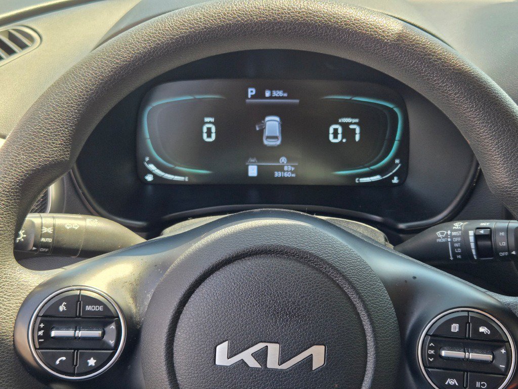 2025 Kia Soul LX - Photo 30