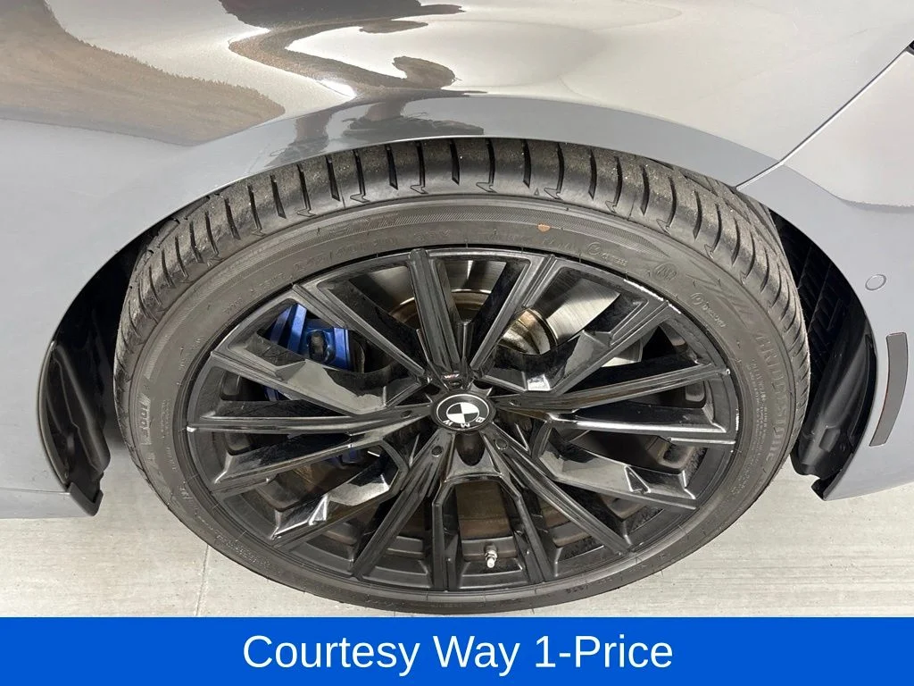 Used 2021 Gray BMW 740i image 13
