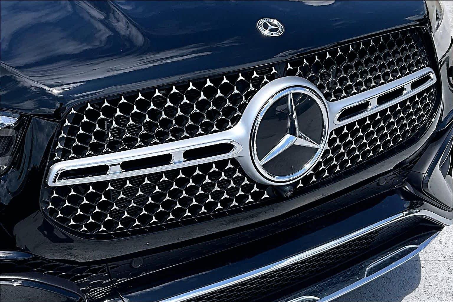 Certified Used 2026 Obsidian Black Metallic Mercedes-Benz GLE 450 image 30