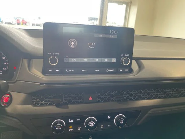 2025 Honda Accord LX - Photo 11