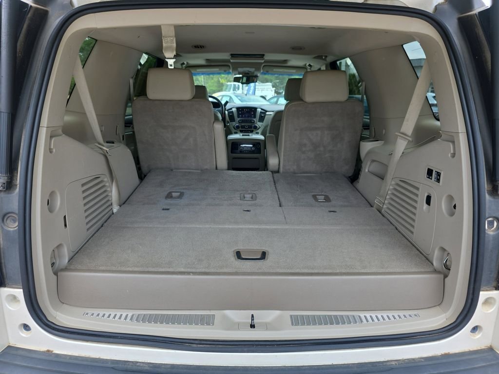 Used 2015 White GMC Denali image 35