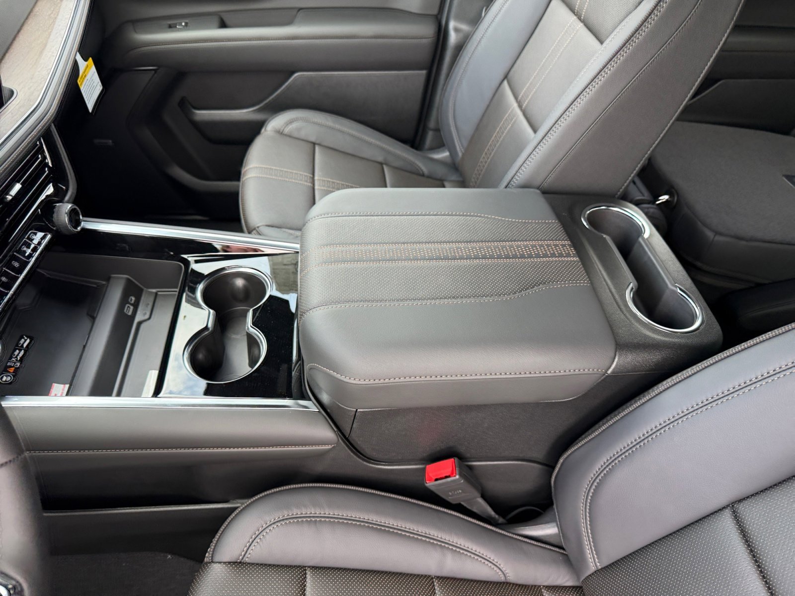 New 2026 Polar White Tricoat Chevrolet High Country image 14