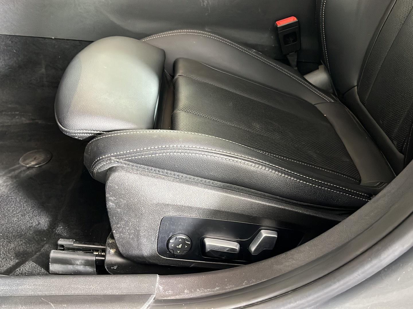 Used 2023 Skyscraper Grey Metallic BMW 330i xDrive image 16