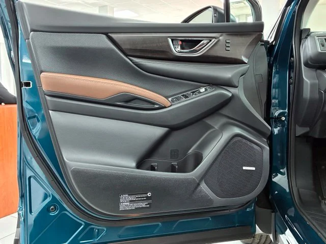 New 2027 DEEPWATER BLUE PEARL Subaru Touring 7-Passenger image 35