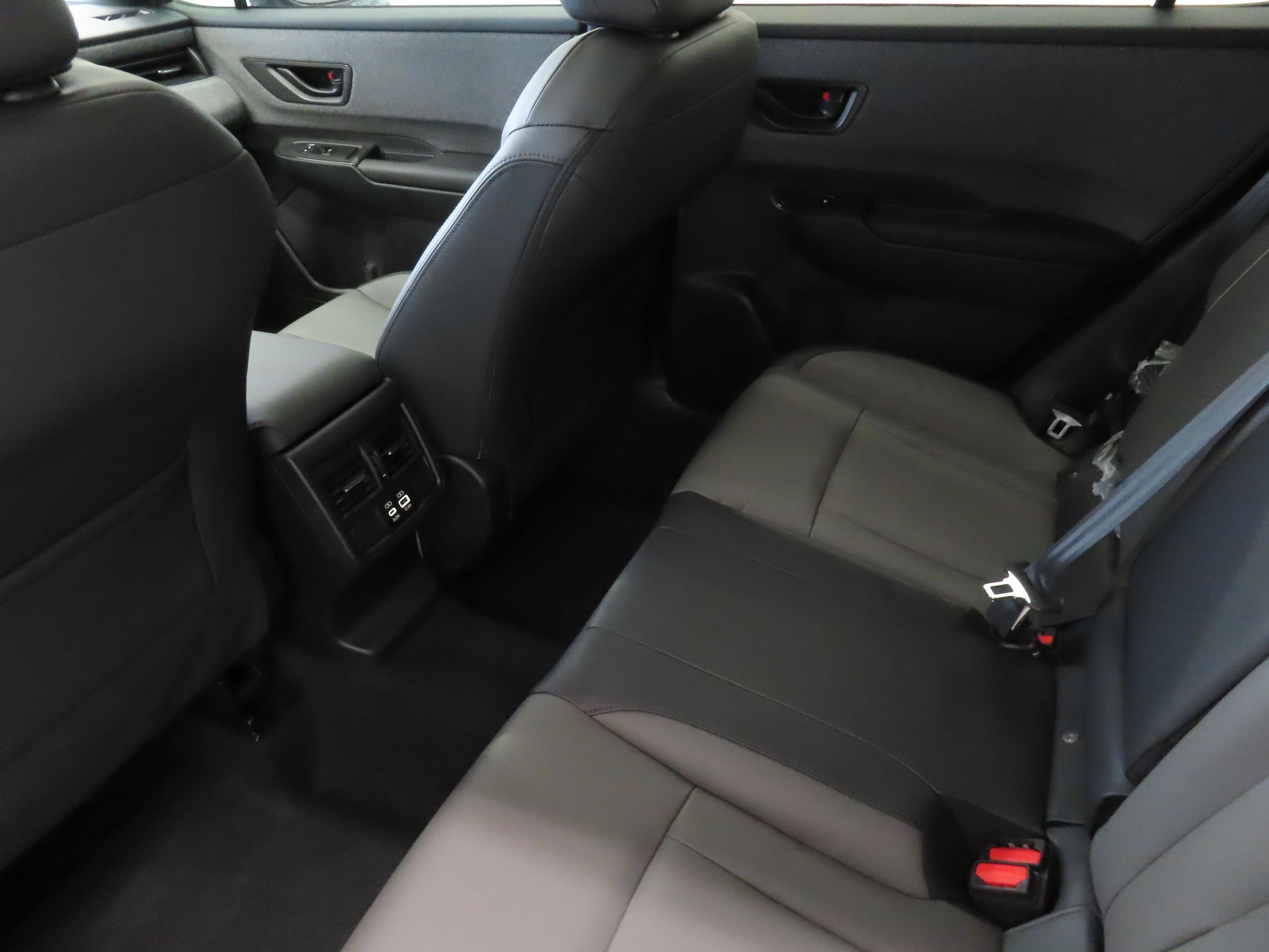 New 2026 MAGNETITE GRAY METALLIC Subaru Premium image 22