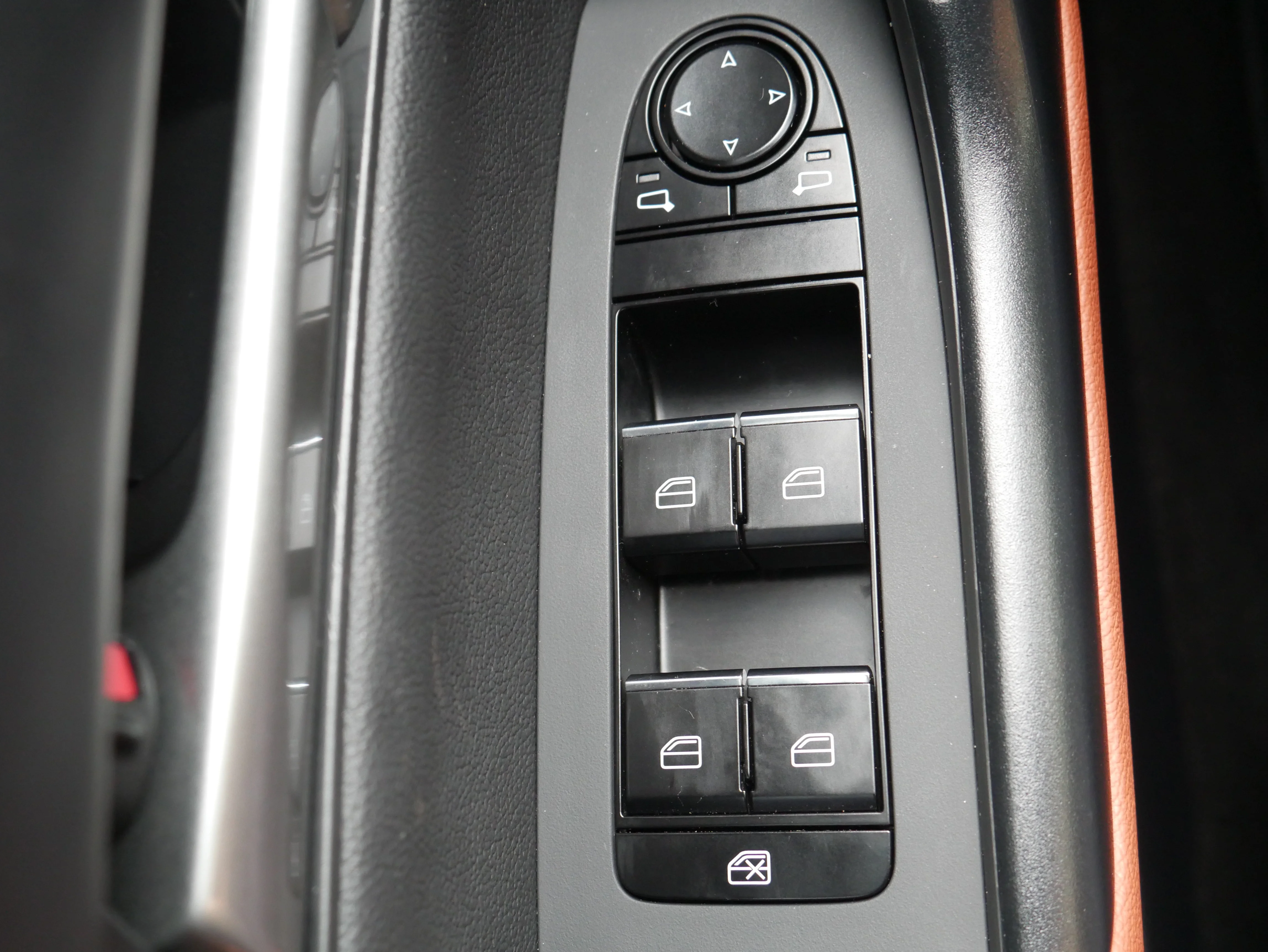 2024 Mazda CX-50 TURBO - Photo 30