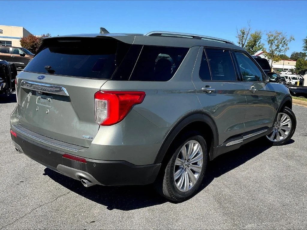 Certified Used 2020 Silver Spruce Metallic Ford Limited image 4