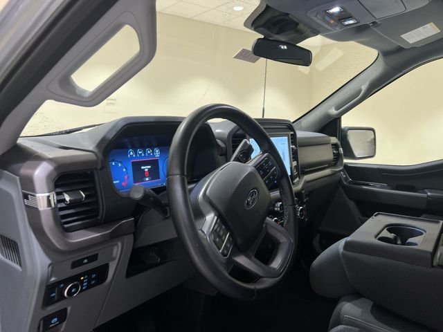 Used 2025 Silver Ford XLT image 9