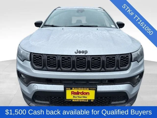 New 2026 Silver Zynith Metallic Clearcoat Jeep Latitude Altitude image 2