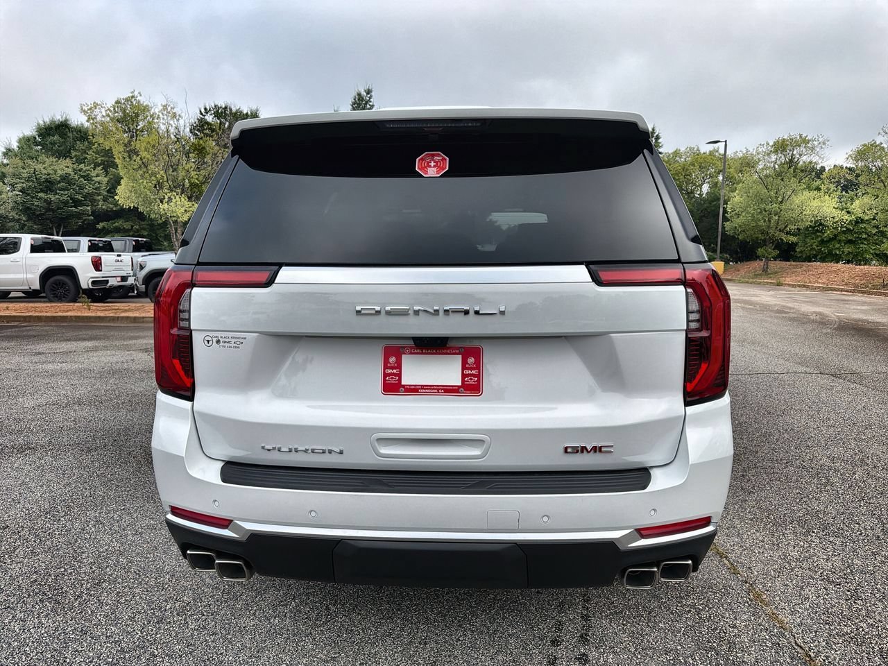 2026 GMC Yukon Denali - Photo 7