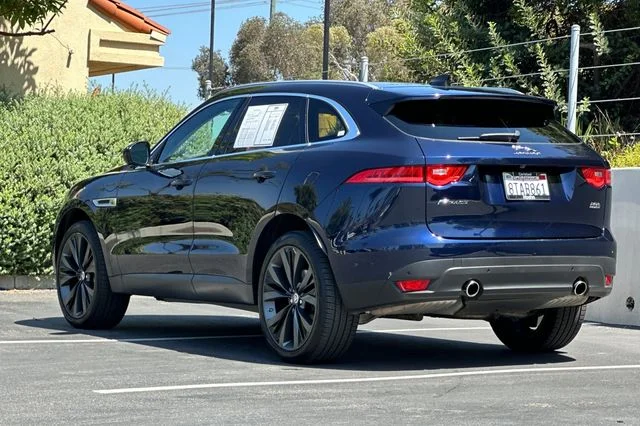 Used 2020 Blue Jaguar 30t Portfolio image 3