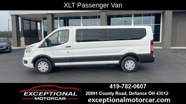 2023 Ford Transit Passenger Van XLT - Photo 2