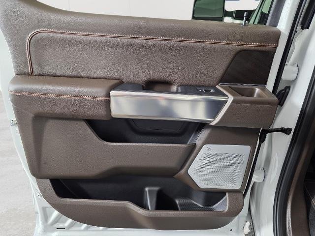 New 2026 Star White Metallic Tri-Coat Ford F-250® King Ranch® image 75