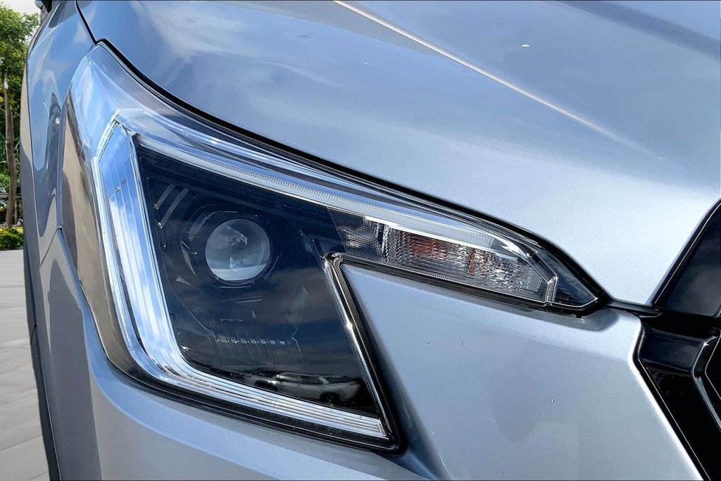 Used 2024 Silver Subaru Sport image 32