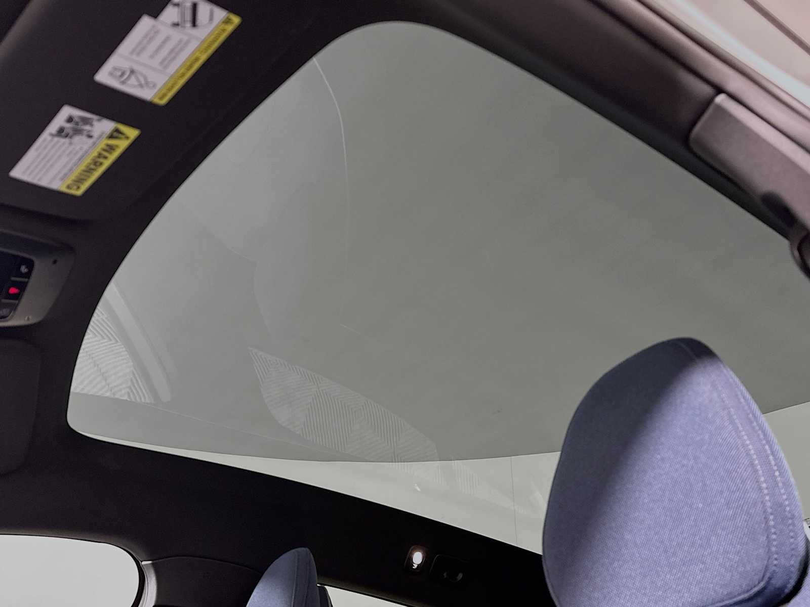 2025 Volvo EX30 Ultra - Photo 20