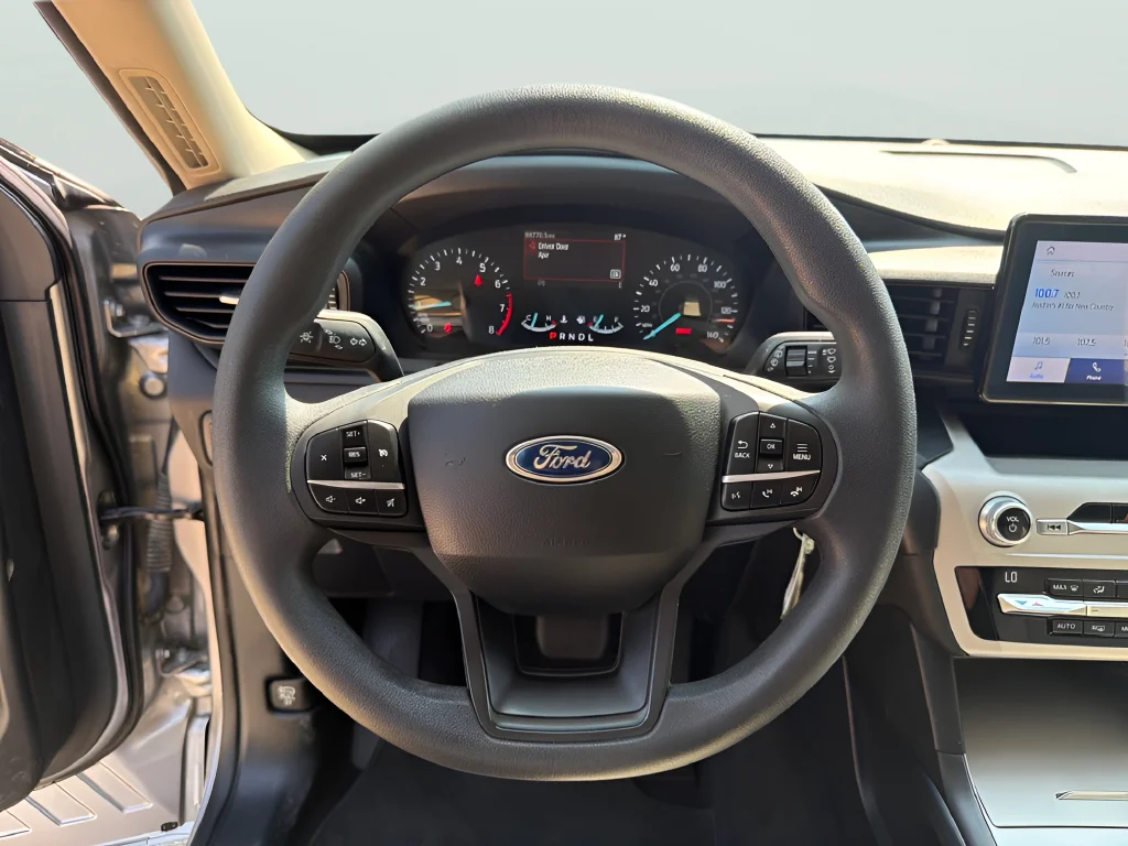 Used 2021 Silver Ford Base image 18