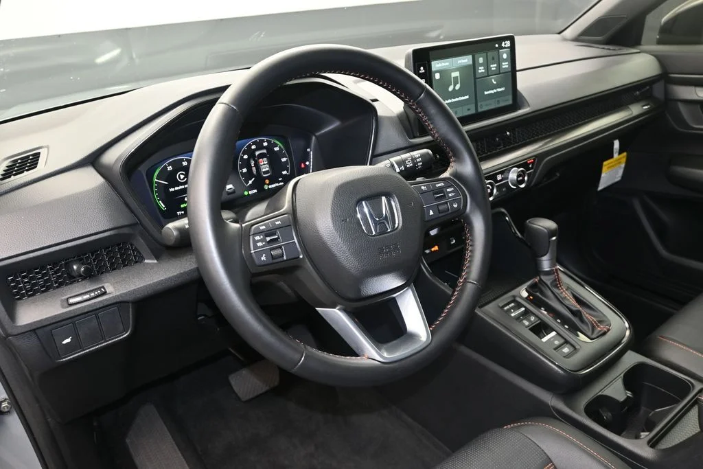Certified Used 2026 Urban Gray Pearl Honda Sport-L image 16