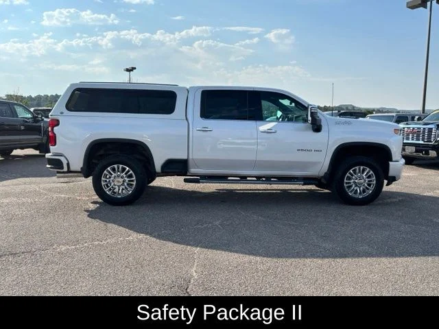 Used 2022 Beige Chevrolet High Country image 7