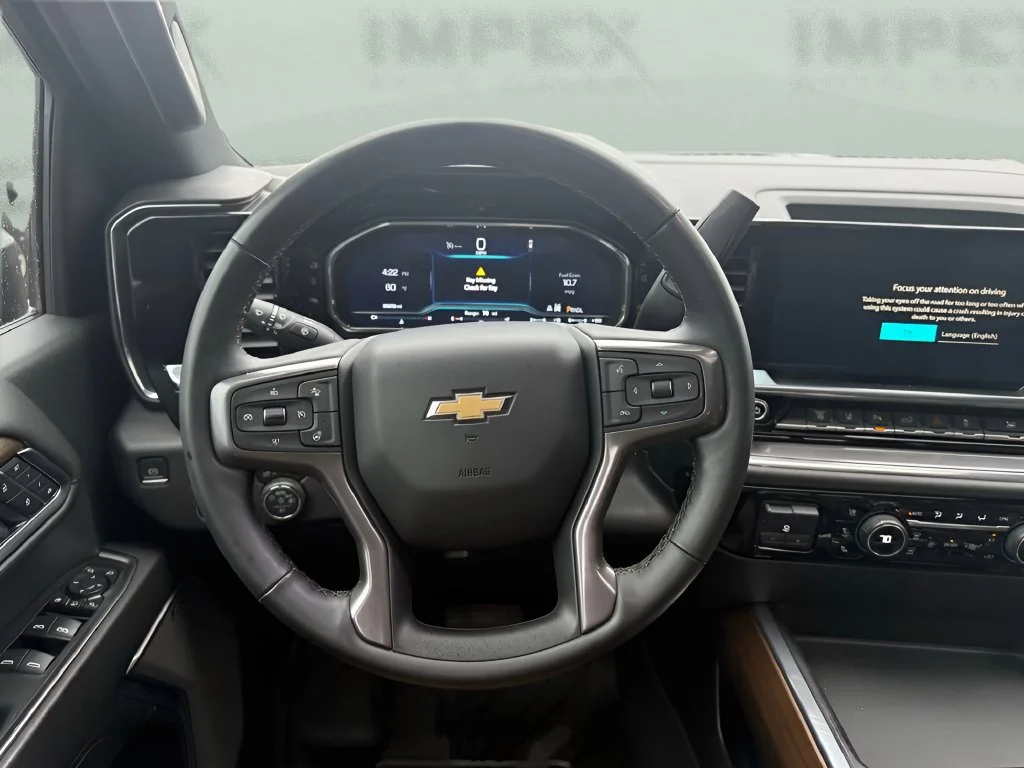 Used 2025 Black Chevrolet High Country image 30