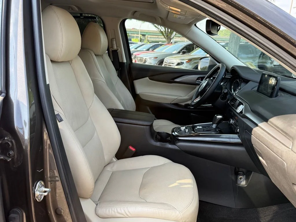 Used 2018 Silver Mazda Touring image 29