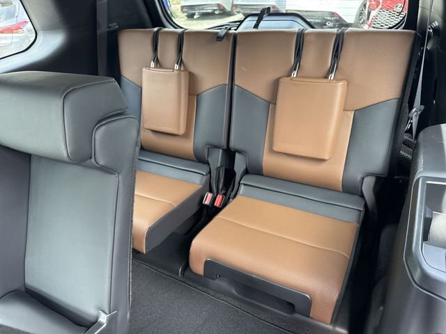 Certified Used 2024 Black Lexus 550 Premium+ image 24