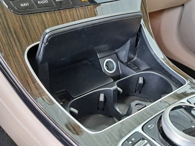 Used 2019  Mercedes-Benz GLC 300 image 17