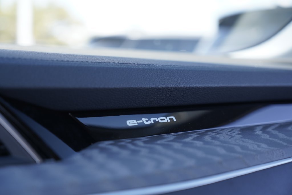 Used 2021  Audi Premium Plus image 20
