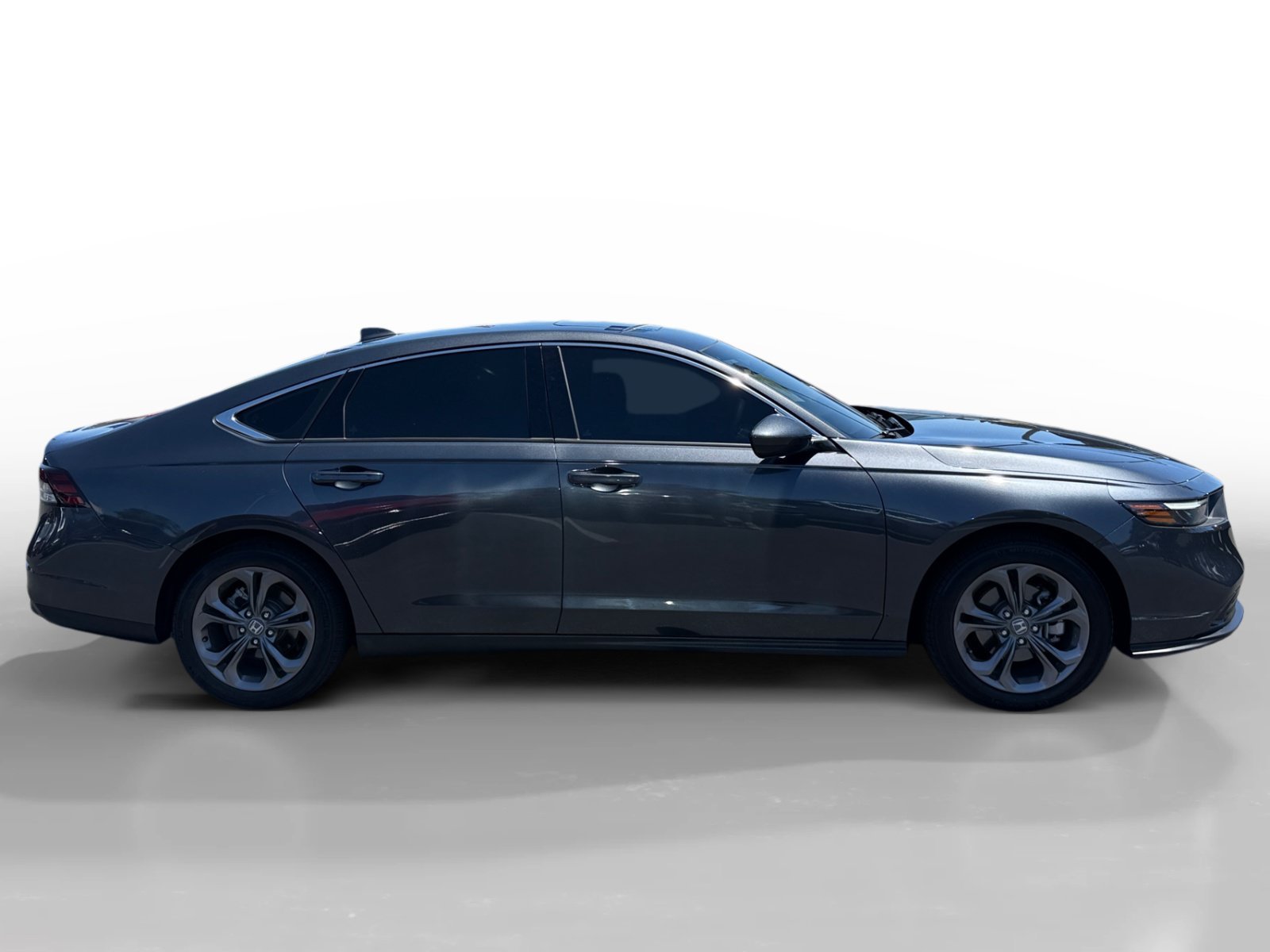 Used 2024 Meteorite Gray Metallic Honda EX image 6