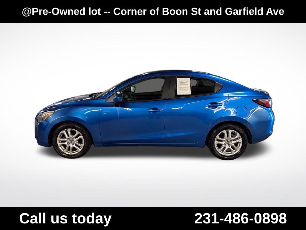 Used 2016 Blue Scion Base image 2