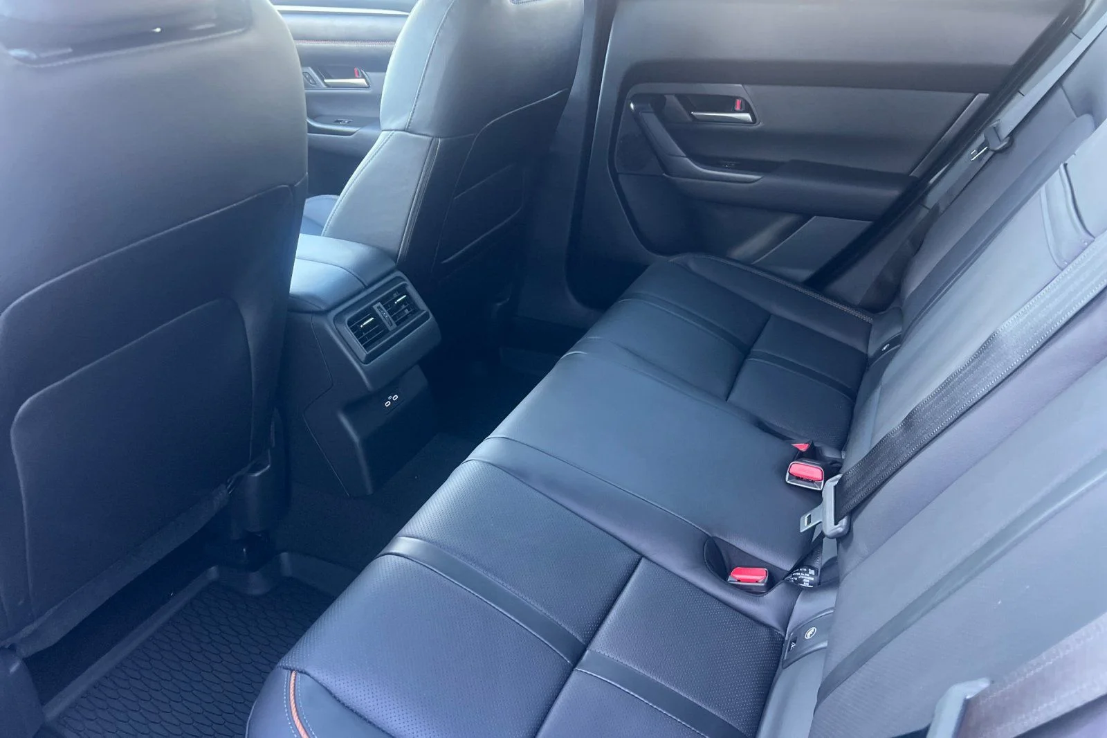 2026 Mazda CX-50 Premium - Photo 9