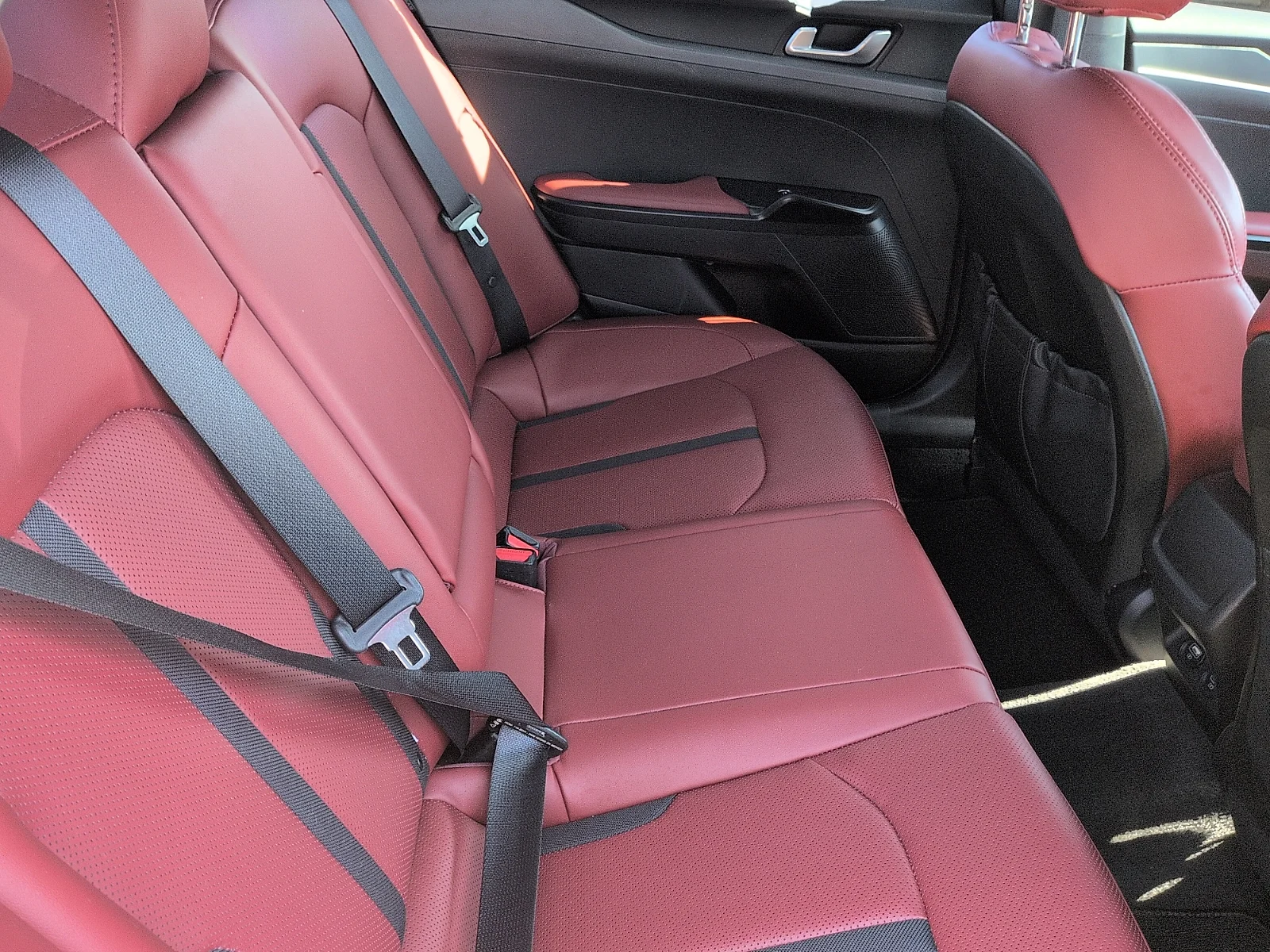 Certified Used 2023 Wolf Gray - C7S Kia GT-Line image 8